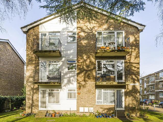 Flat for rent in Surbiton, Greater London