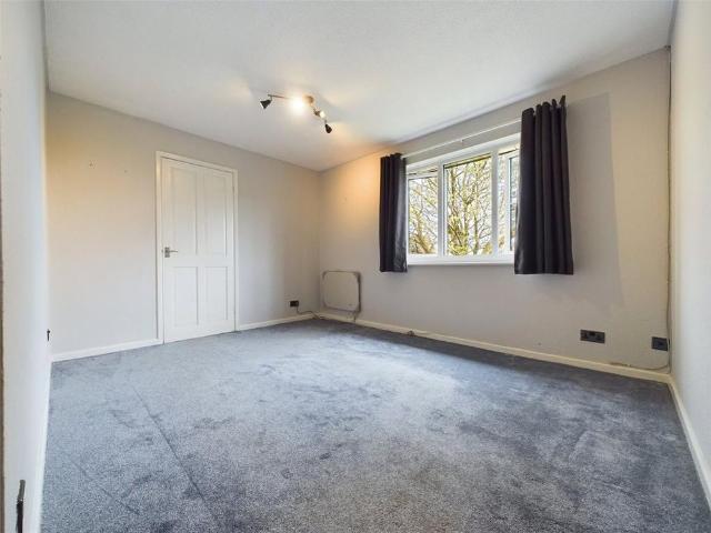 Apartment for rent in Benhall, Golden Valley