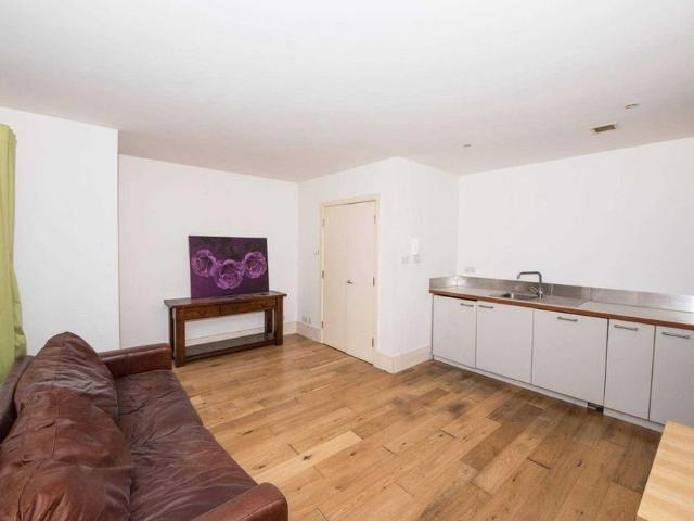 Apartment for rent in City Centre, Georgia