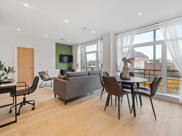 Flat for rent in Chertsey, Runnymede