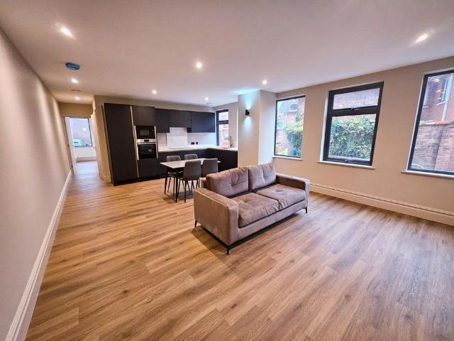 Apartment for rent in Newtown, Two Mills