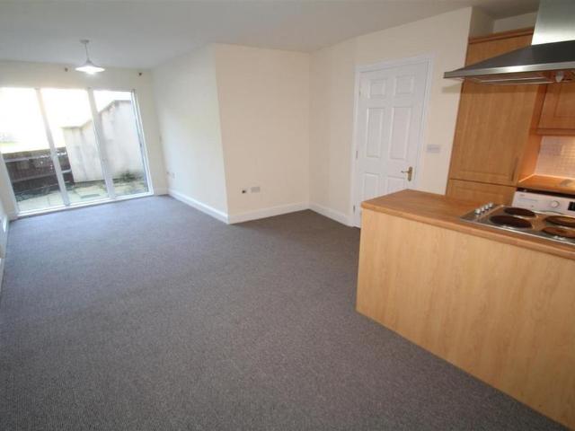 Apartment for rent in Wealdstone, Greater London