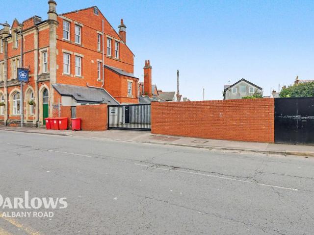 Flat for rent in Canton, Cardiff