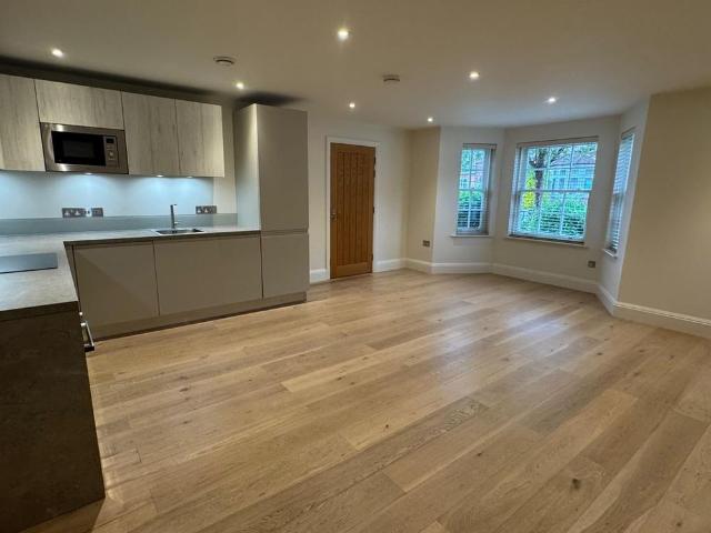 Apartment for rent in Egham, Runnymede