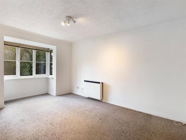 Apartment for rent in Mortimer, West Berkshire