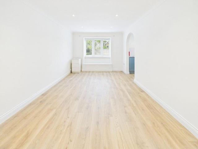 Apartment for rent in Colliers End, Hertfordshire