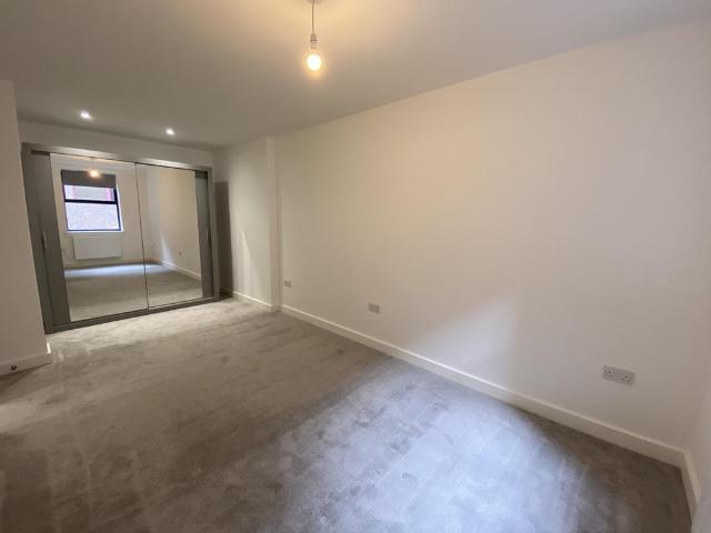Flat for rent in Bromley, Widmore