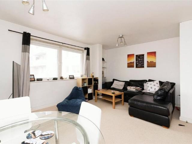 Apartment for rent in Castle Quarter, Cardiff