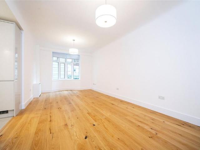 Apartment for rent in City of Westminster, Greater London