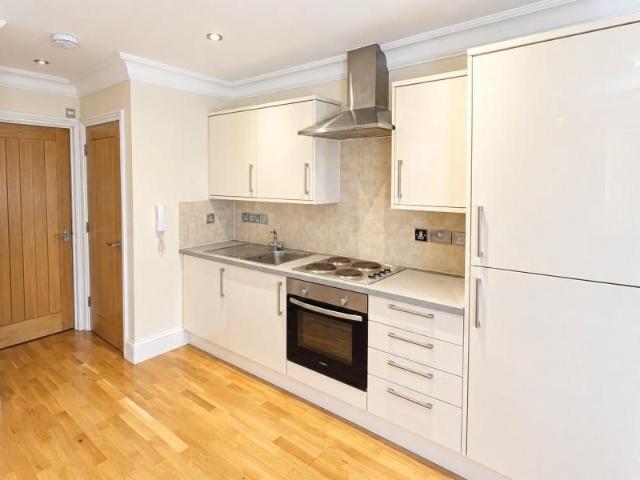 Apartment for rent in Old Woking, Woking