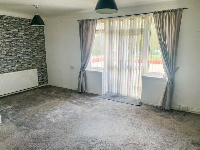 Apartment for rent in Deysbrook, Liverpool