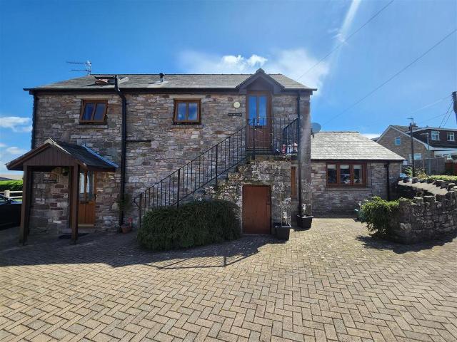 Flat for rent in Bromsberrow Heath, Isle Of Man