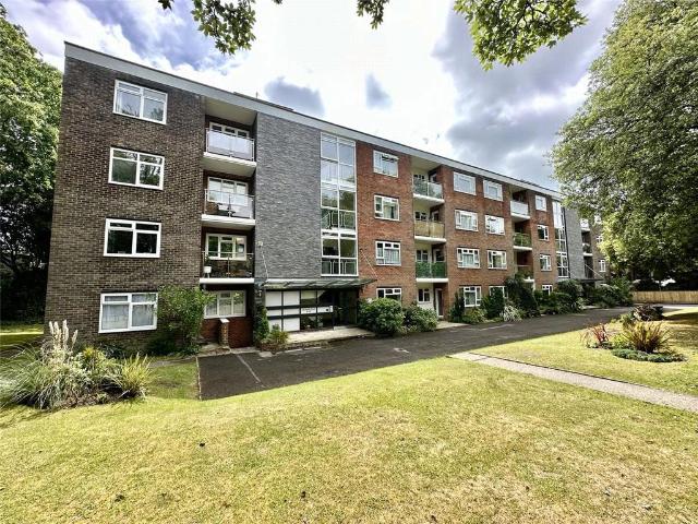 Flat for rent in West Cliff, Bournemouth
