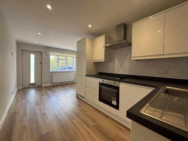 Apartment for rent in Higham Wood, Bourne Vale