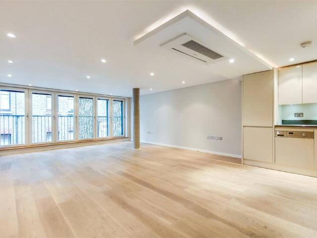 Flat for rent in Kensington, Isle Of Man