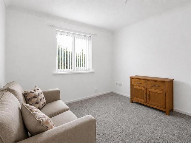 Apartment for rent in Wales