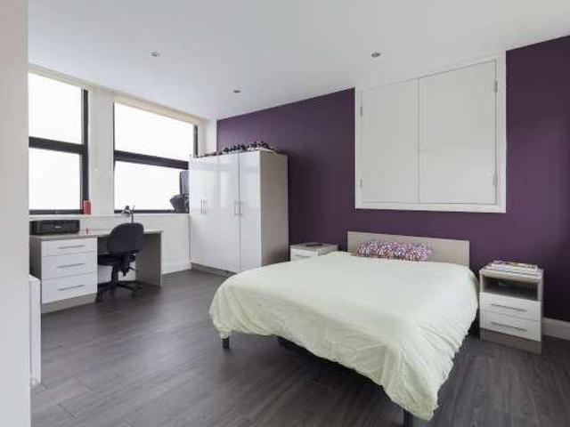 Flat for rent in Highfields, Huddersfield