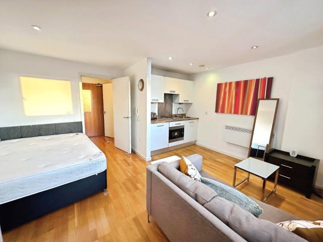 Apartment for rent in Richmond Hill, West Yorkshire