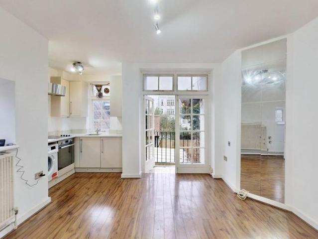 Apartment for rent in Highgate, Greater London