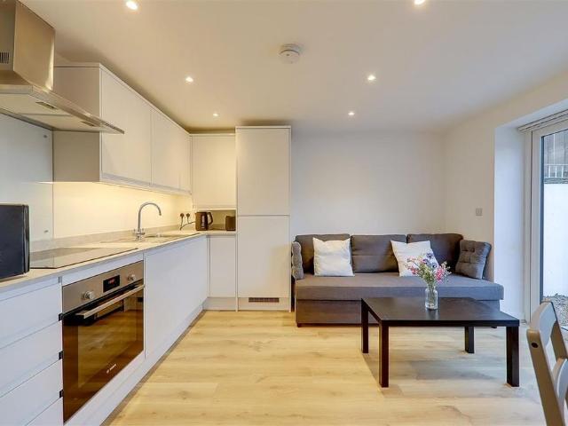 Apartment for rent in West Worthing, Worthing