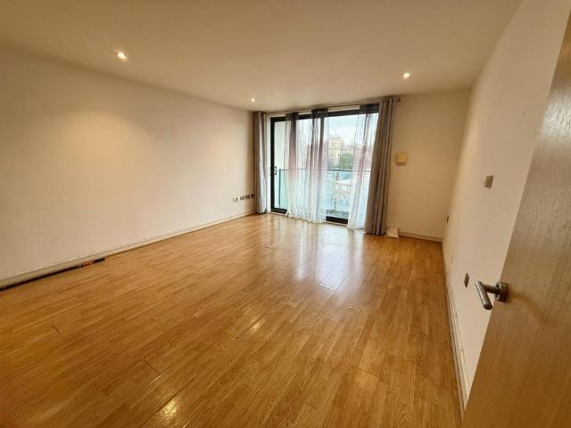 Apartment for rent in Key Street, Suffolk