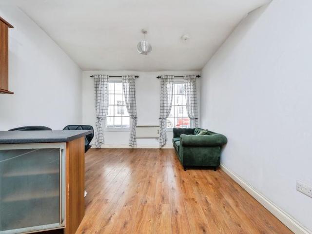 Apartment for rent in Buckingham, Buckinghamshire