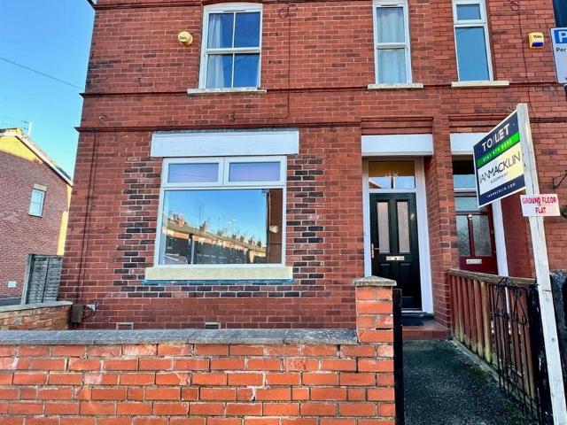 Flat for rent in Trafford Park, Greater Manchester