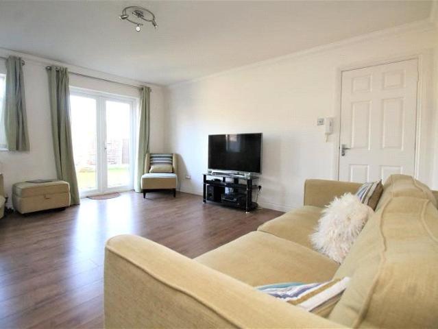 Apartment for rent in Gidea Park, Greater London