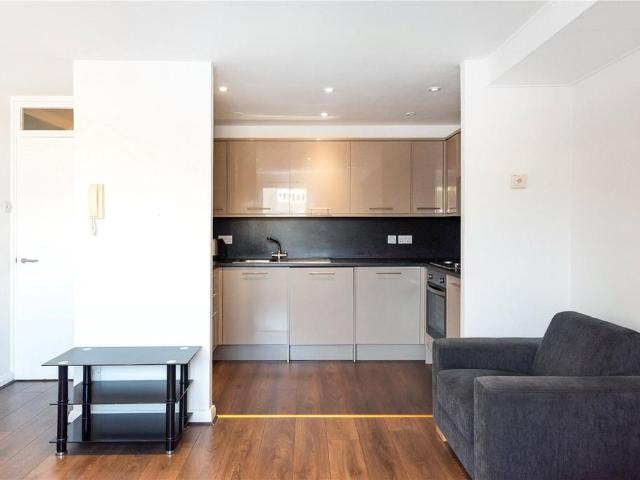 Flat for rent in Holborn, Greater London
