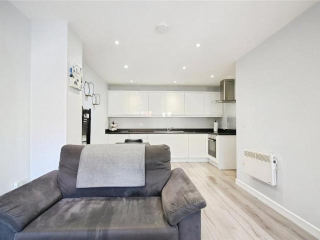 Apartment for rent in Reading West, Reading