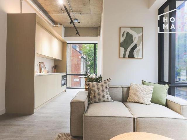 Apartment for rent in London Borough of Hammersmith and Fulham, Greater London