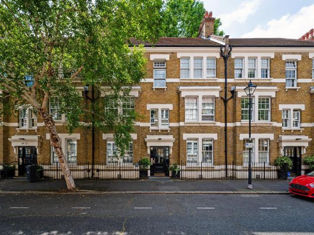 Flat for rent in Greater London