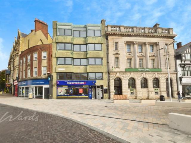 Flat for rent in Clarendon, Ash