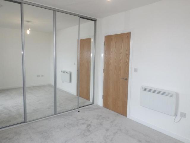 Apartment for rent in Falcon Lodge, Wales