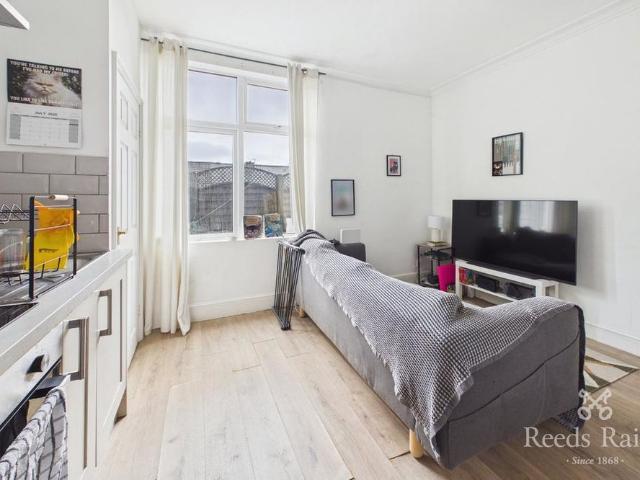 Apartment for rent in Crookes, South Yorkshire