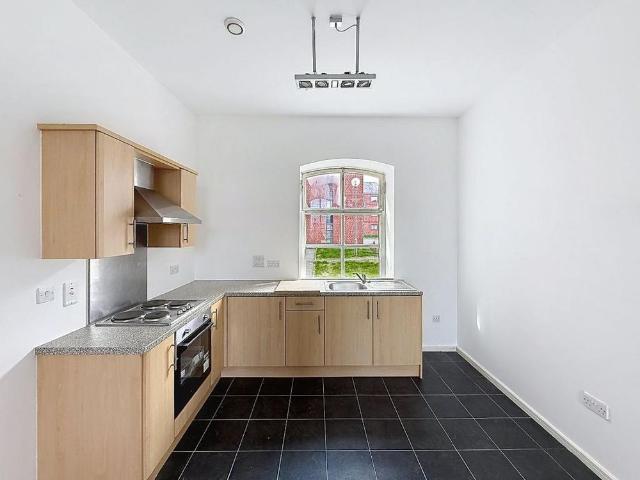 Apartment for rent in Stoke, Stoke-on-Trent