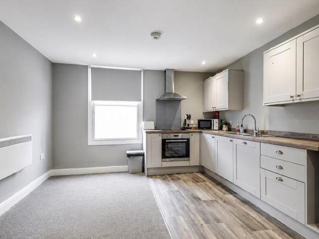 Flat for rent in Sudbury, Chelmondiston