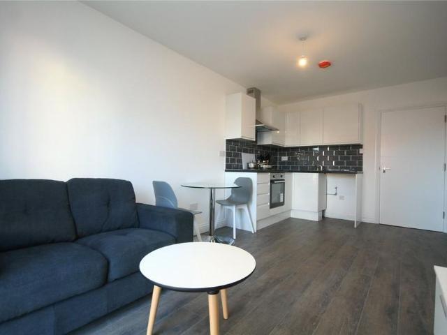 Apartment for rent in Ewens Farm, Golden Valley