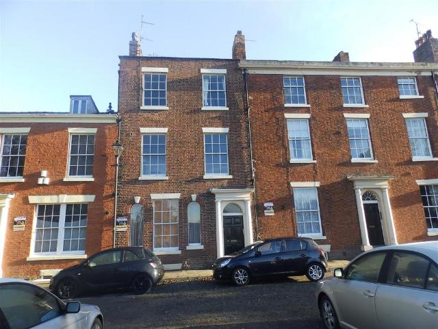 Flat for rent in Avenham, Higher Bartle