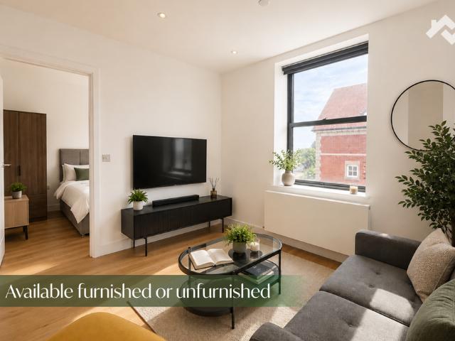 Apartment for rent in Row Town, Surrey