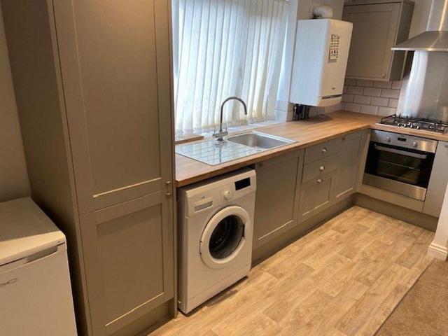 Apartment for rent in Caldermoor, Burnedge