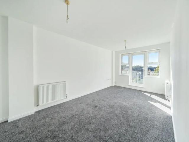 Apartment for rent in South Harrow, Greater London