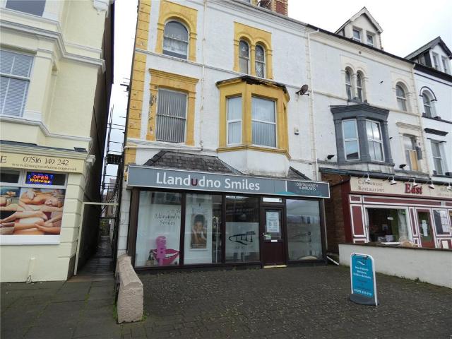 Flat for rent in Llandudno, Wales