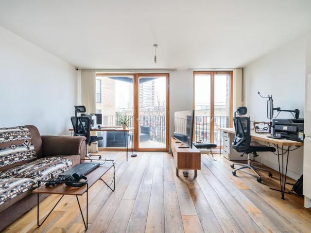 Flat for rent in North Kensington, Isle Of Man