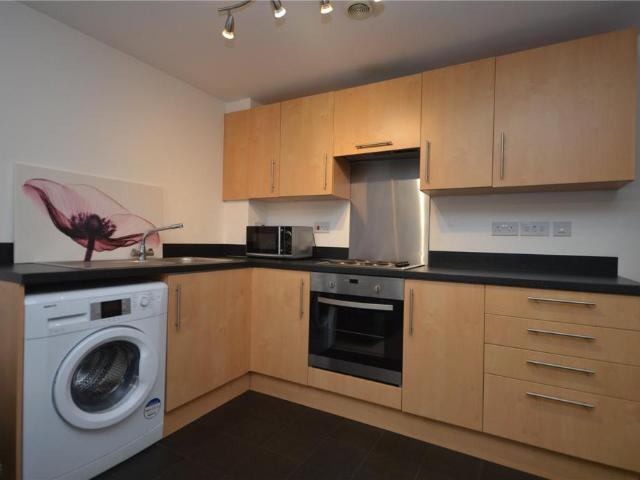 Flat for rent in Rodbourne, Swindon