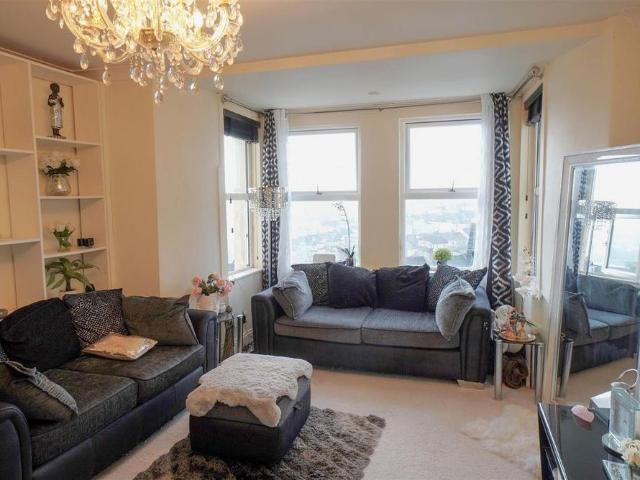 Apartment for rent in Greenbank, Plymouth
