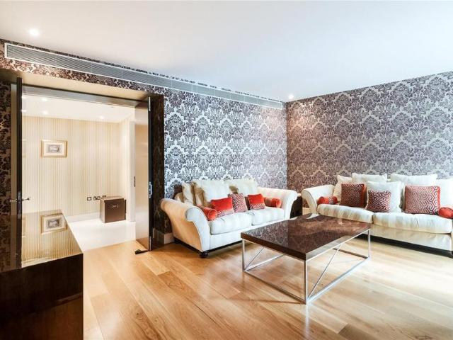 Apartment for rent in City of Westminster, Greater London