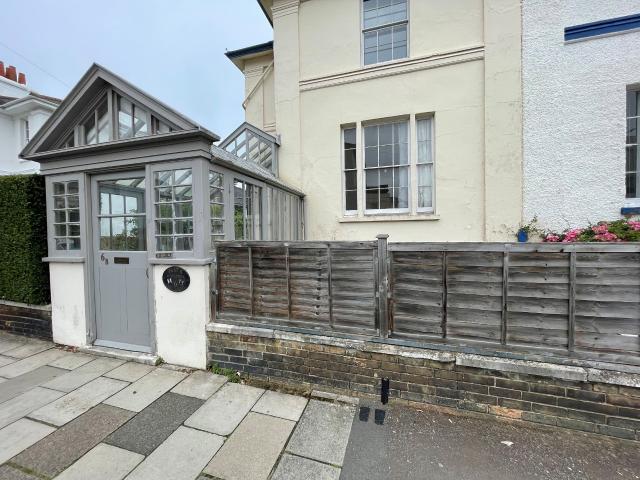 Apartment for rent in Binstead, Ryde