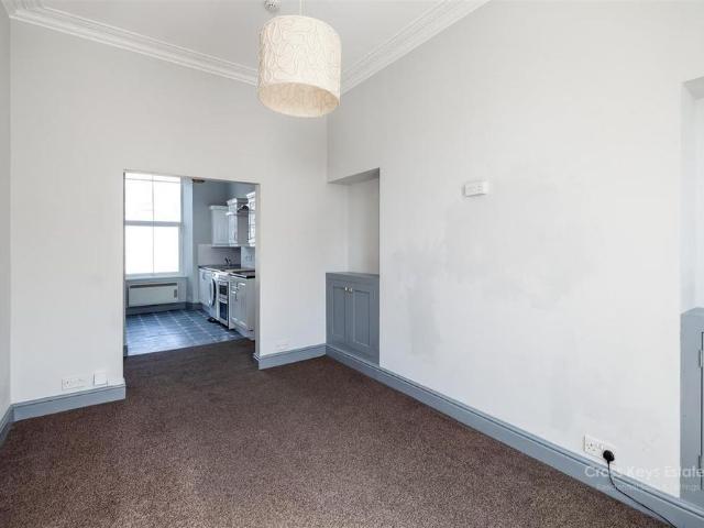 Apartment for rent in Morice Town, Mount Wise