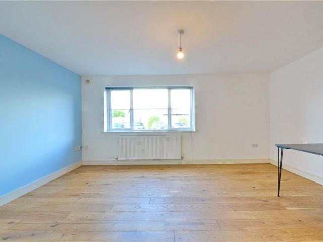Apartment for rent in Feckenham, City Of Bristol